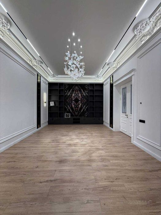 Продается дом Улица Циолковский  участок 3.3 соток 6 комнат 490 м2