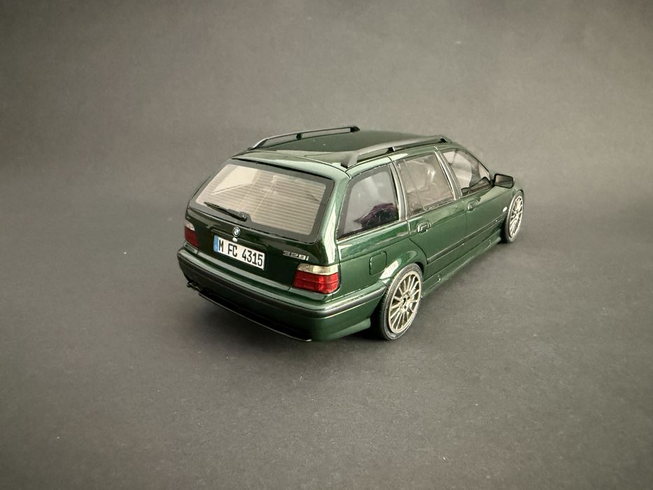 Macheta BMW 328i E 36 Touring 1/18 Otto