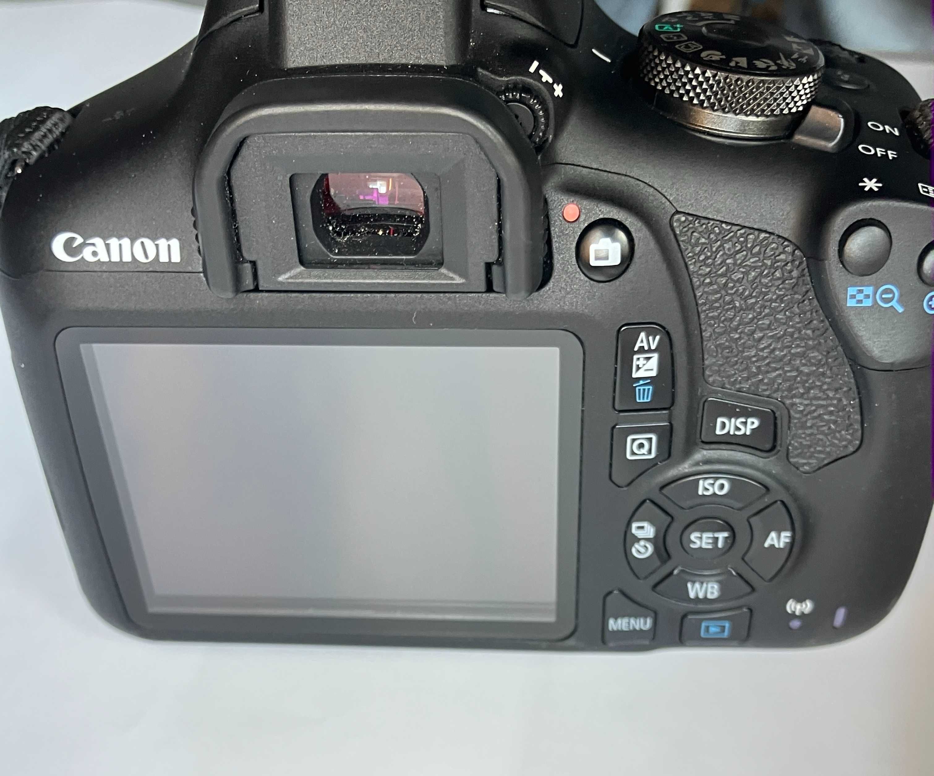 Фотоапарат DSLR Canon EOS 2000D, Черен + Обектив + карта памет 128 GB