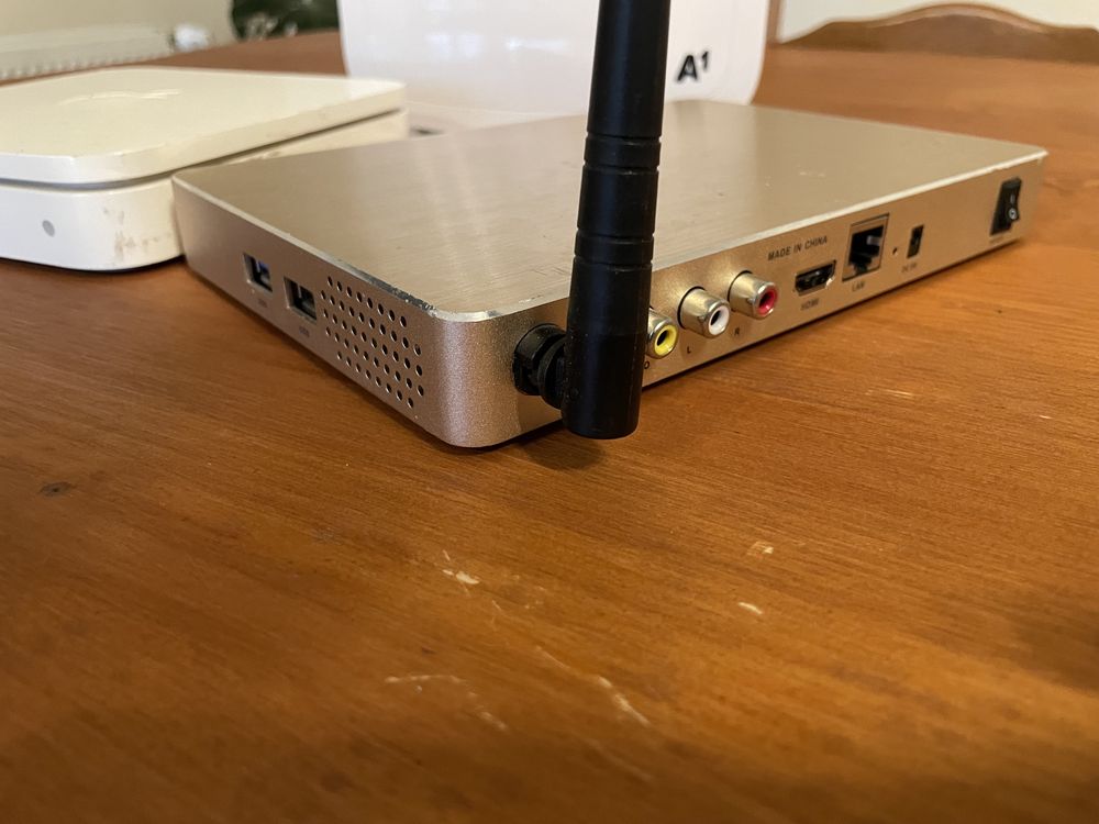 Router AirPort Extreme + Router A1 V220 + ATN iptv