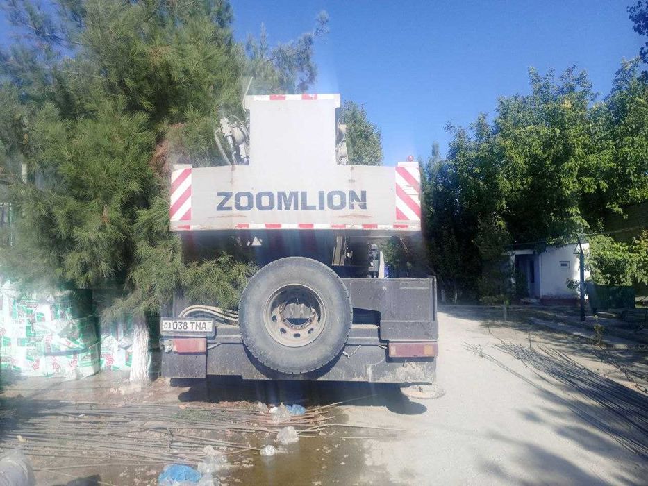 Автокран ZOOMLION 55т