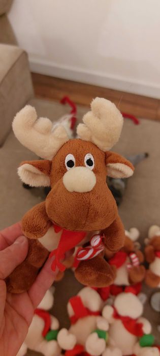 Коледни играчки и украса