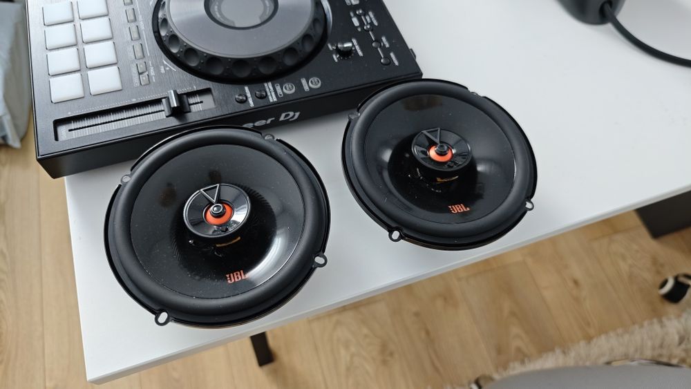 Boxe JBL Club 16 CM