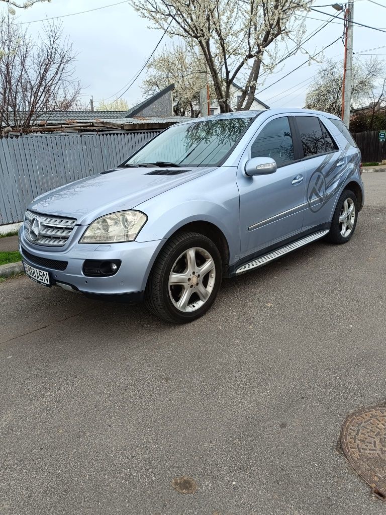 Mercedes-Benz ML 350