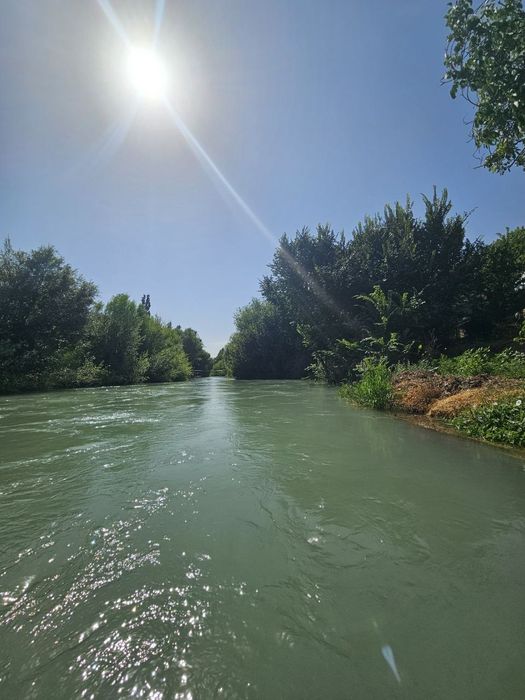 Продаётся домик у вдоль реки ЗАХ.