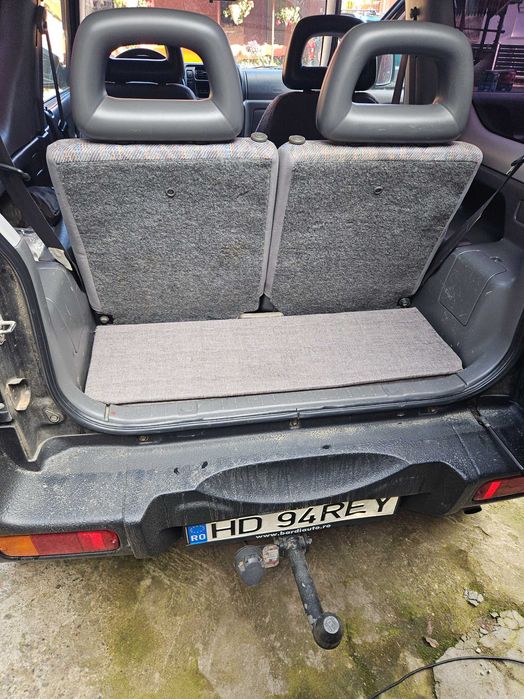 Suziki Jimnny an 2000