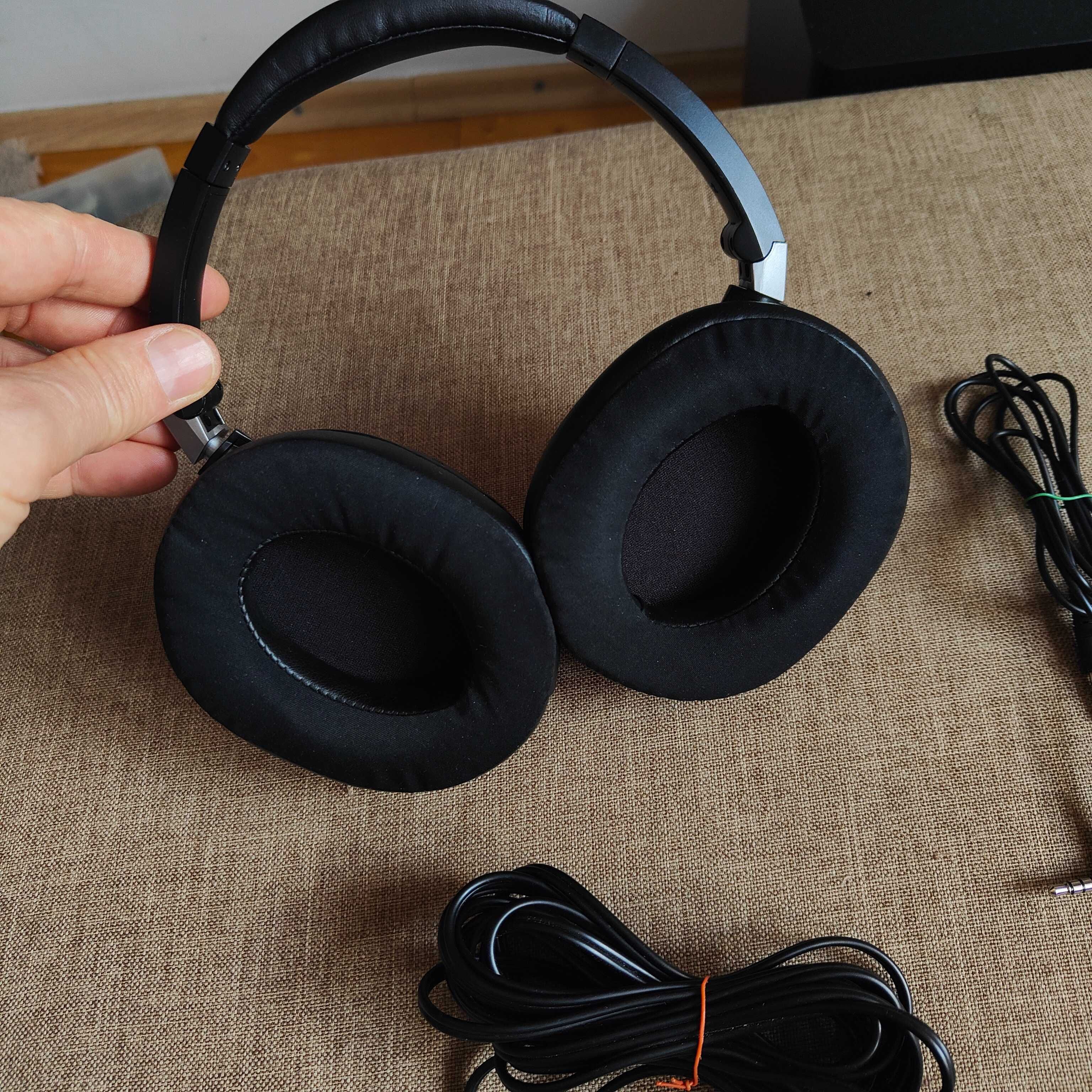 Căști Audio-Technica ATH-ANC70 QuietPoint Active Noise-Cancelling