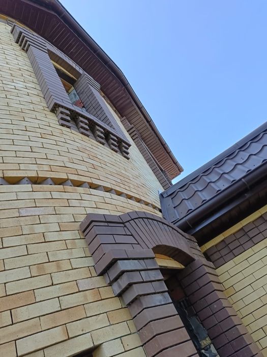 Продается недостроенный Коттедж в городе