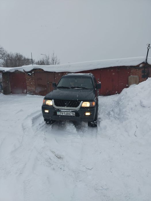 Продам Монтеро спорт.