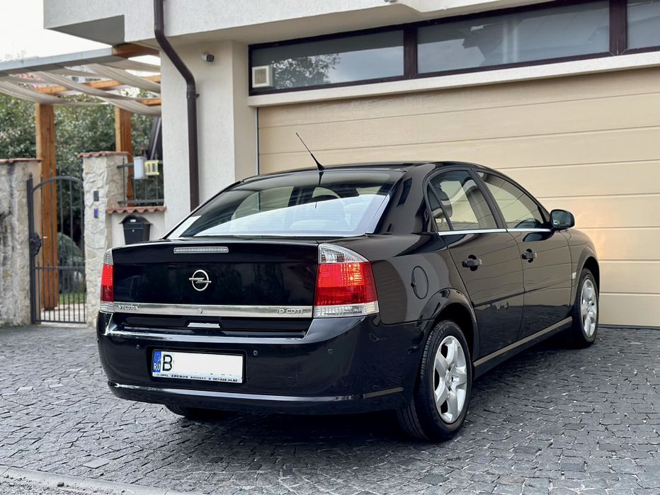 Opel Vectra C 1.9 CDTI DIESEL 120CP Facelift KM 156.000 Reali