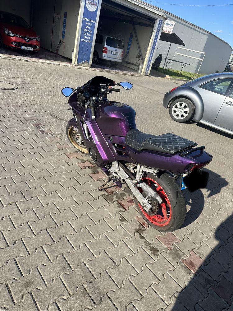 Vand honda cbr 600f