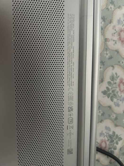 Leptop hp pavilion -15