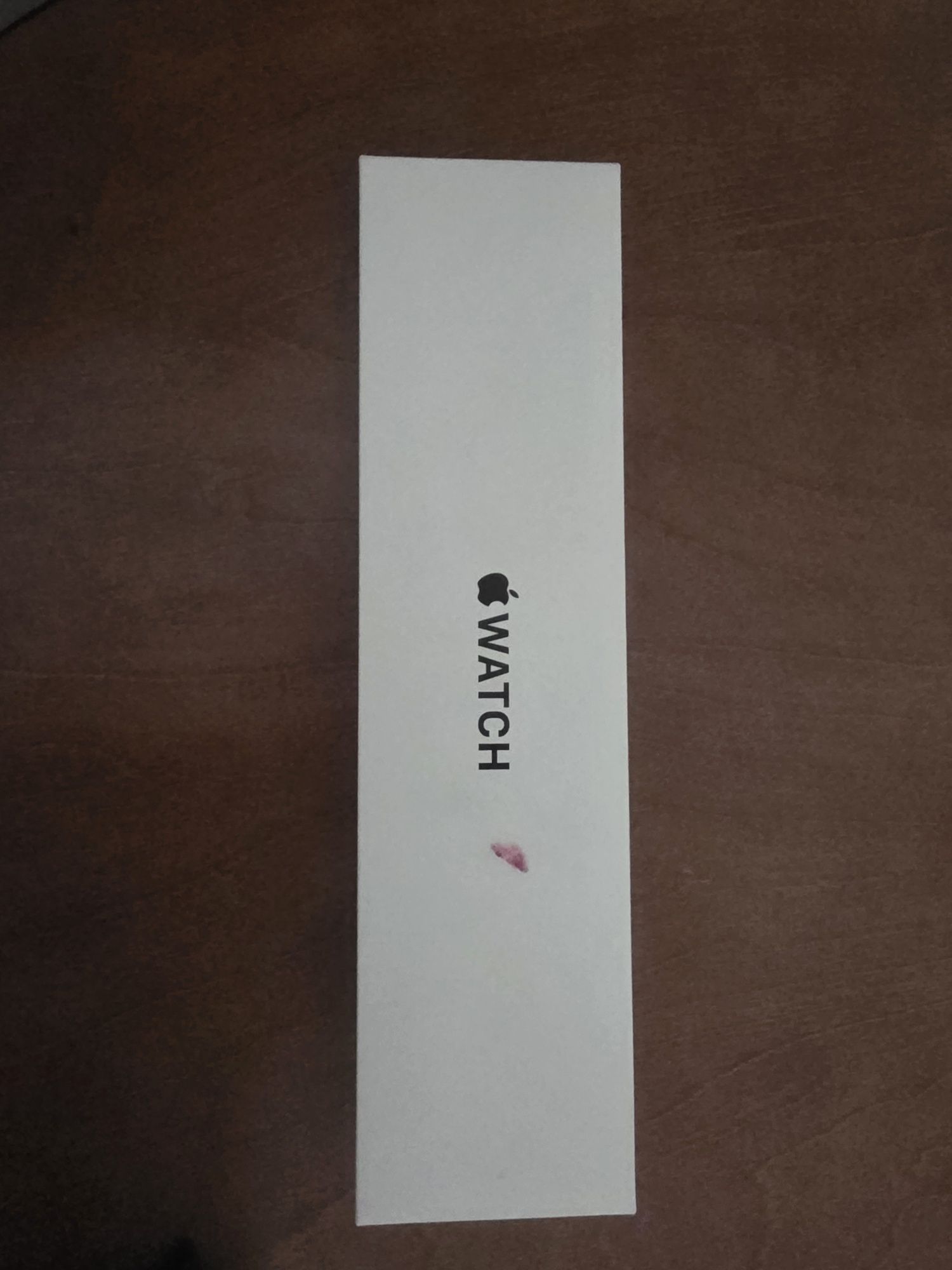 Продается смарт часы apple watch SE