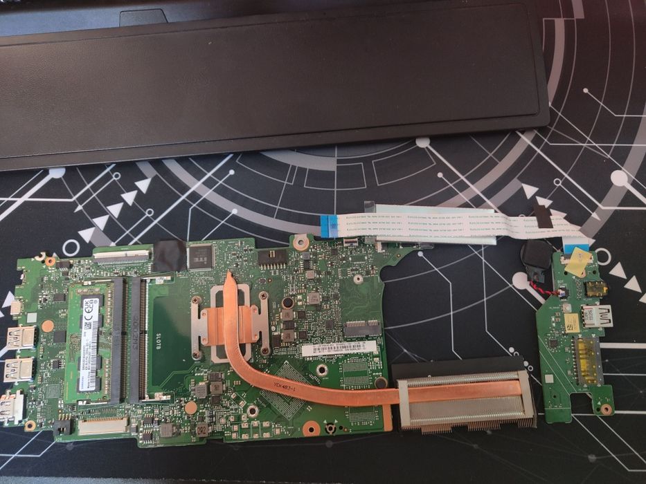 Dezmembrez medion s17403-md61786