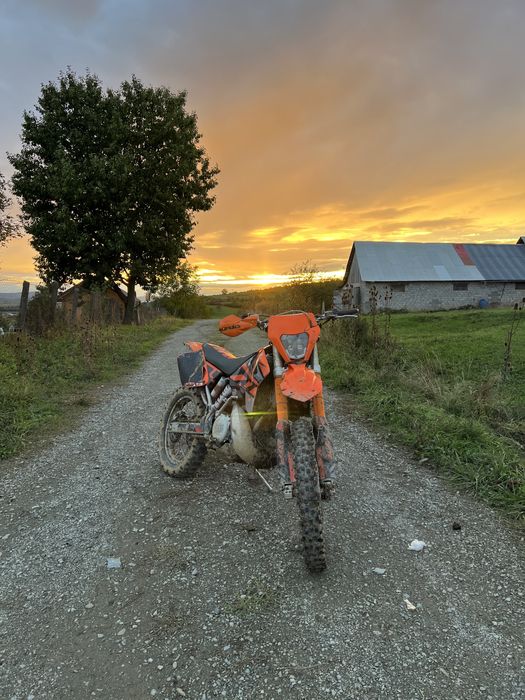 Vand ktm 250cc intretinut foarte bine