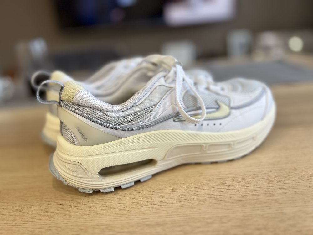 Nike air - 38,5 / 24,5см.