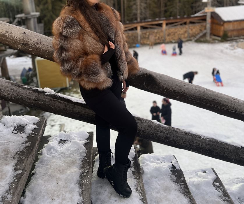 Blană naturală de vulpe canadiană