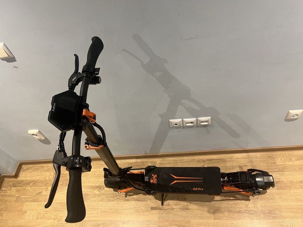 Продавам Тротинетка Kukirin G2 Pro 2025