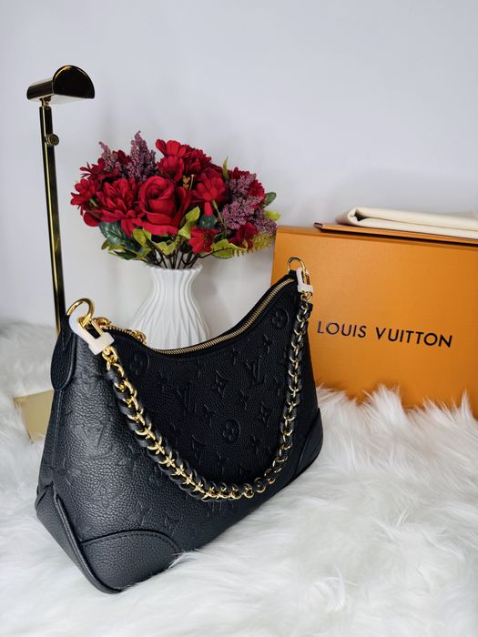 Geanta Louis Vuitton-piele 100% naturala, prezentare completa