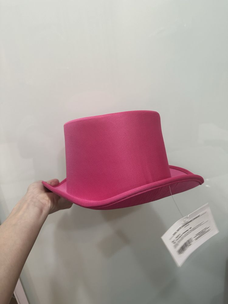 шляпа розовая новая