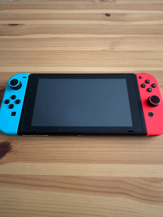 Nintendo Switch IMPECABIL - CUTIE COMPLETA - CARD 128GB - Husa Mario