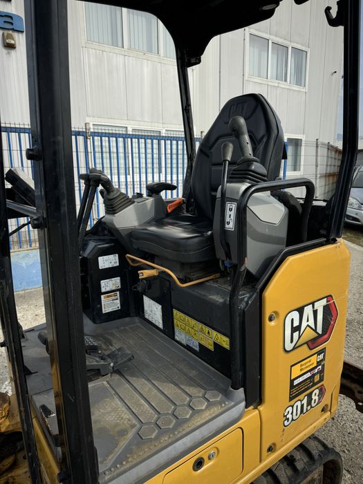 Miniexcavator caterpilar 301.8
