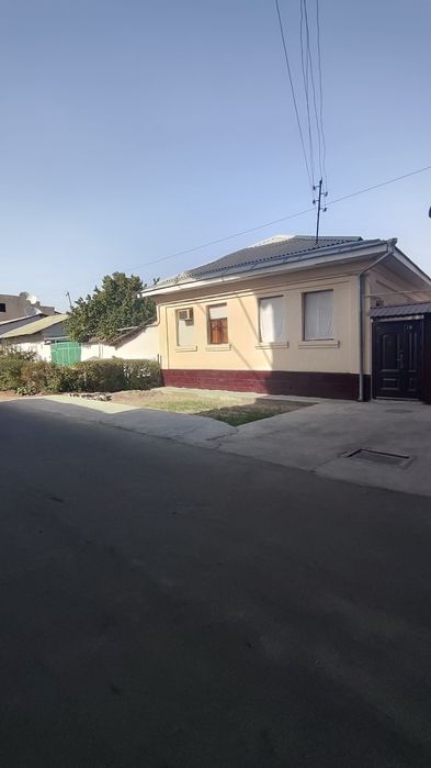 Срочно срочно продается дом 3,50 соток 5 комнатные 75.000у,е старт
