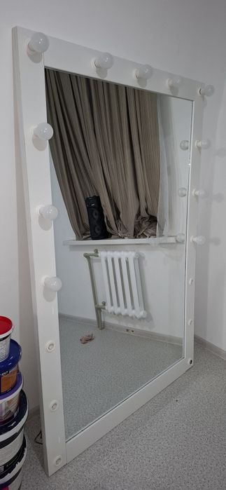 Продаётся зеркало