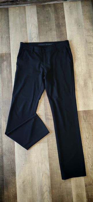 Sacouri și pantaloni