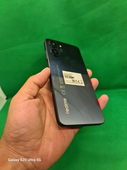 Realmi 10 sotiladi 128/8+8Gb