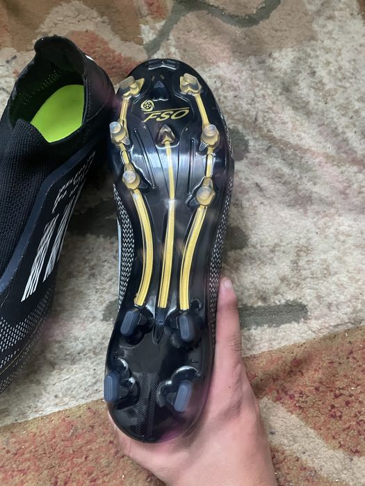 Vand ghete adidas f50 43