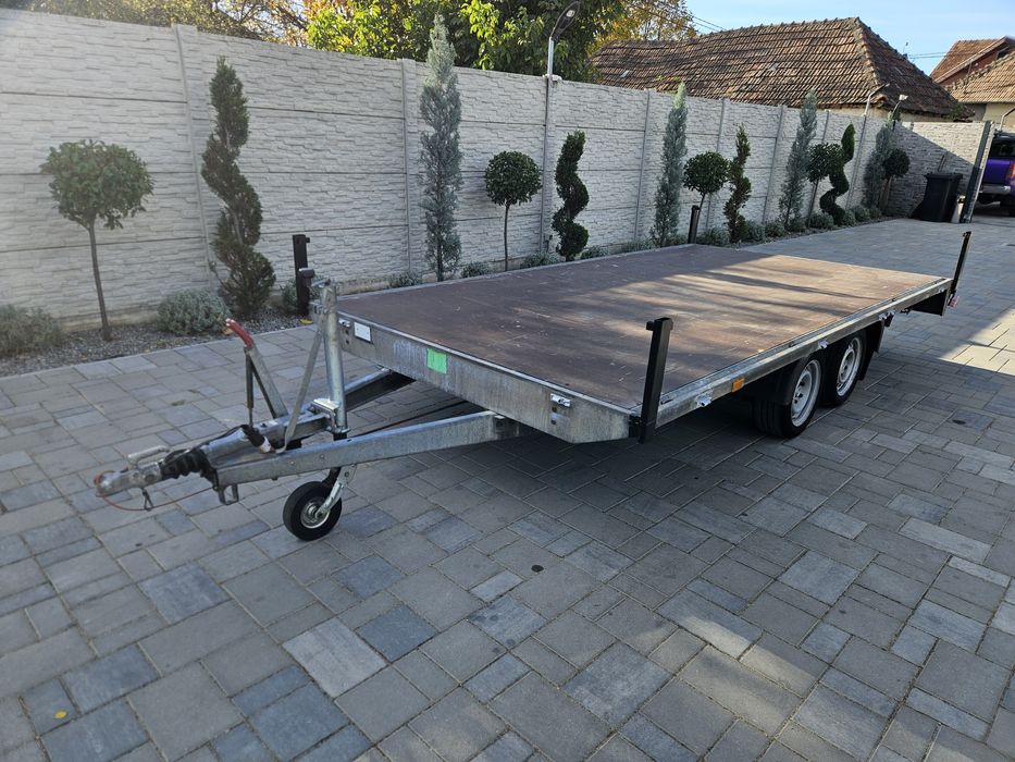 Trailer  drept cu podul plin pentru excavator bob cat stivuitorhumbaur