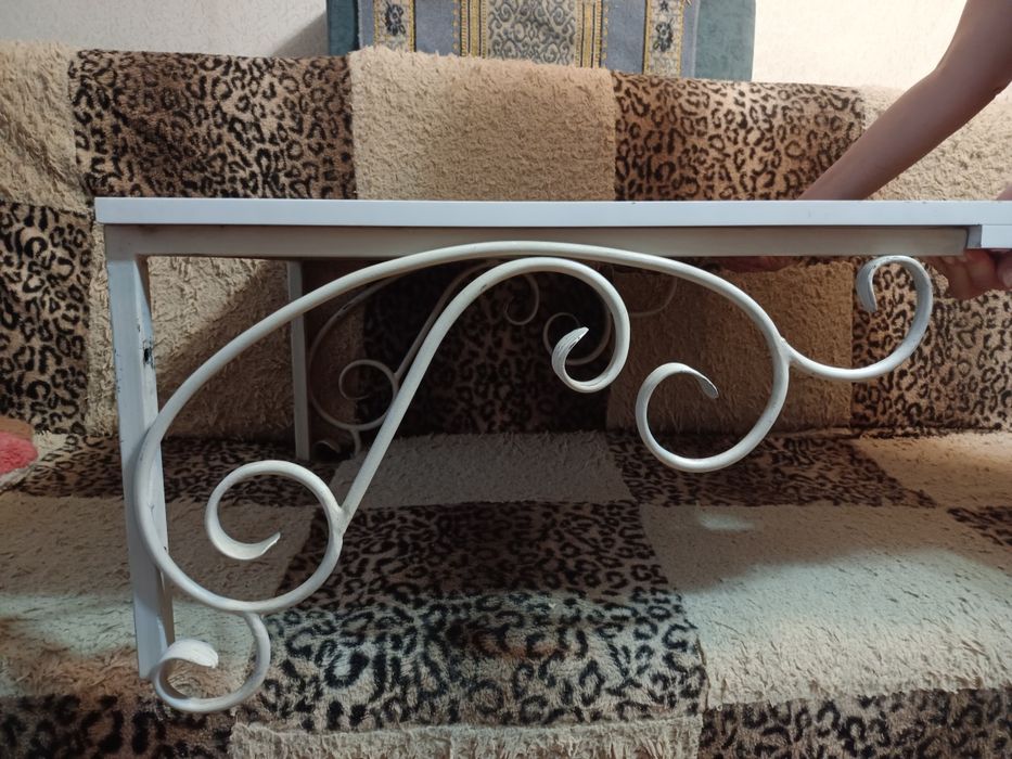 Полка металлическая кованная