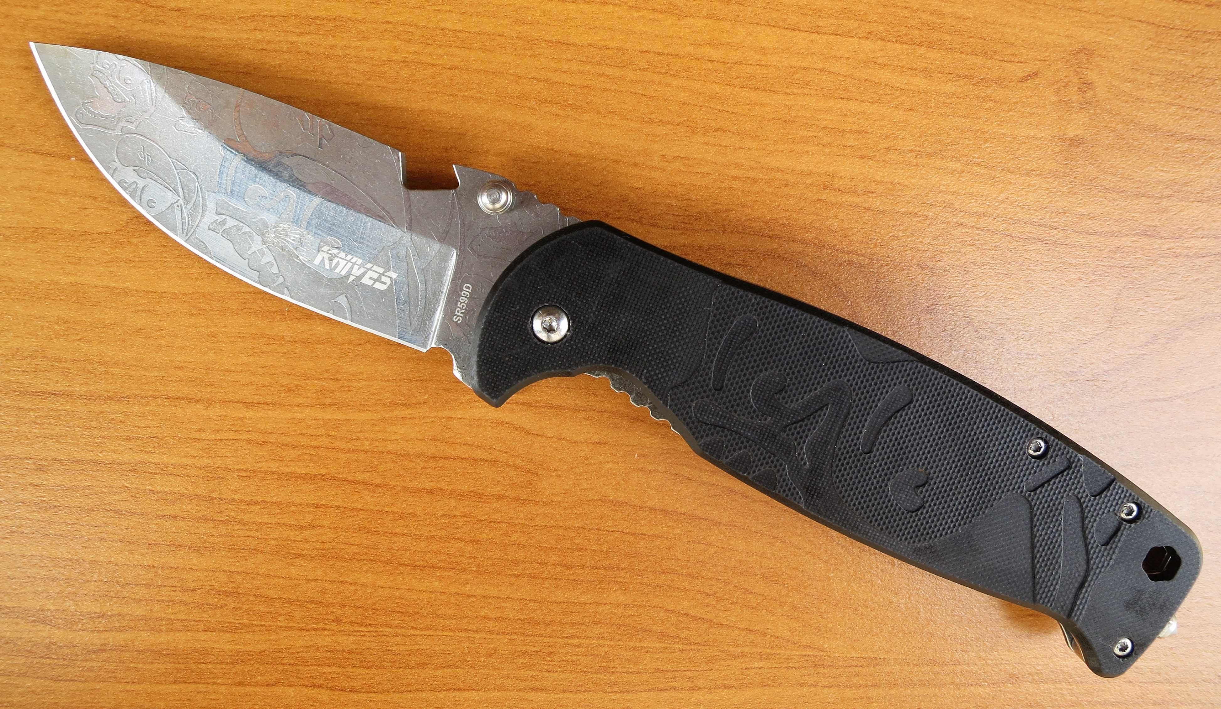Сгъваем нож SR599D