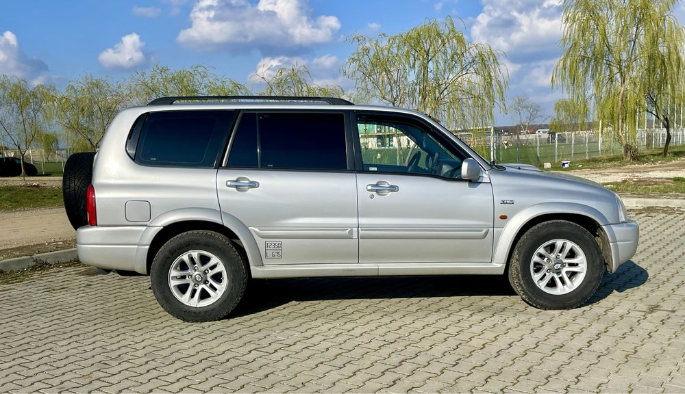 Suzuki Grand Vitara XL-7 2.0TD 2003