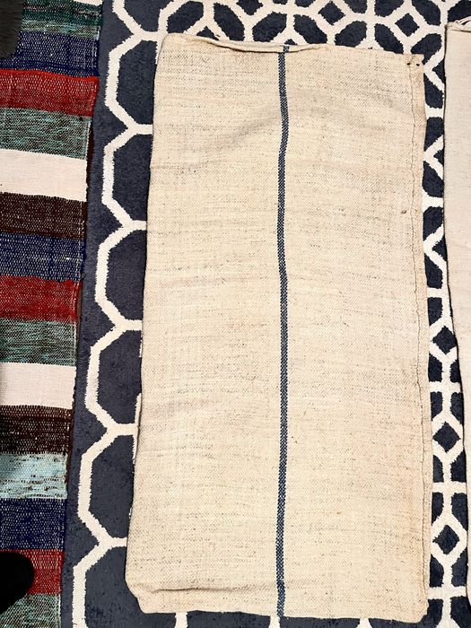 Saci tesut in razboi