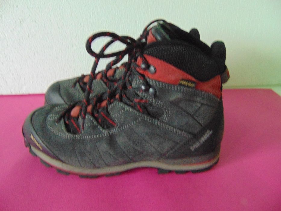 Meindl Gore-tex vibram номер 39 Оригинални туристически обувки