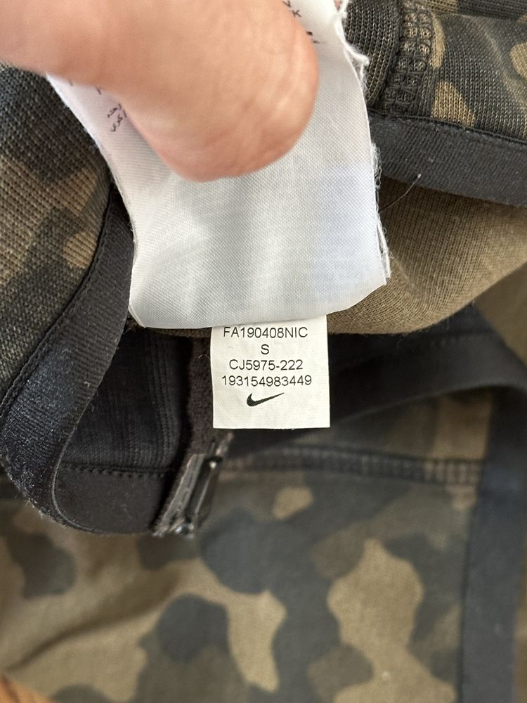 Nike Camo Print Tech Fleece Men's Hoodie Оригинално! CJ5975-222