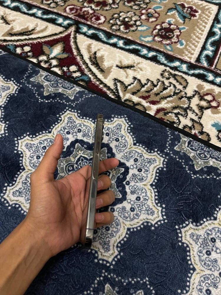 Iphone 12 pro max sotiladi
