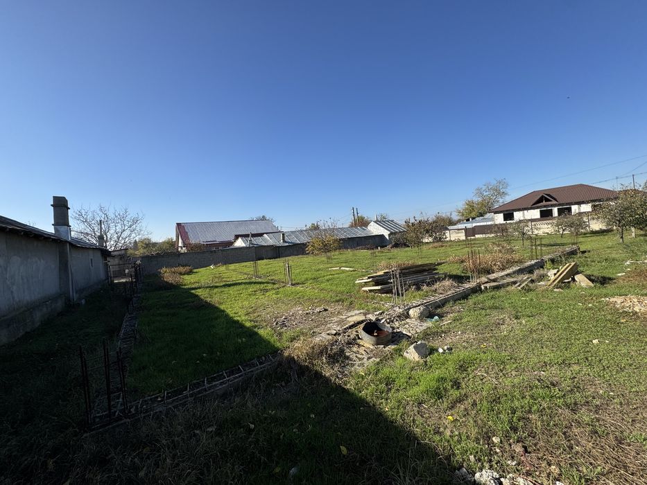 Teren intravilan 1000 mp – Strada Dispensarului, Liești