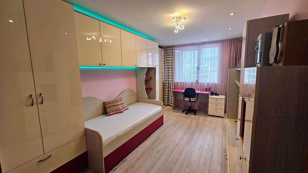 Тристаен апартамент, под наем, кв. Левски