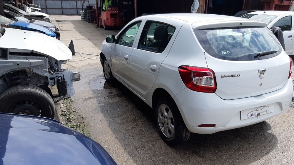 Piese sandero Dezmembrari Sandero Dezmembrez Sandero 2016 1.5 euro 6