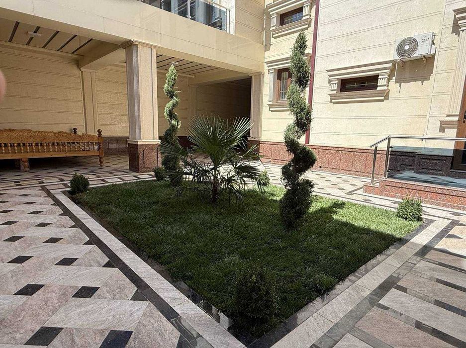 Самарканд шахрида 3.5 сотик, 10 та хонали ховли сотилади