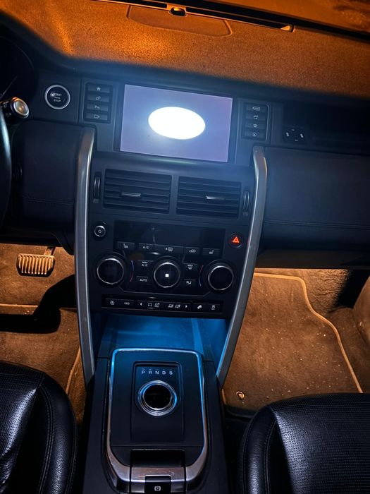 Land Rover Discovery Sport 2019 2.0d automat 180 cp