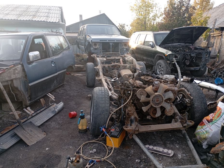 Ниссан Террано по запчастям