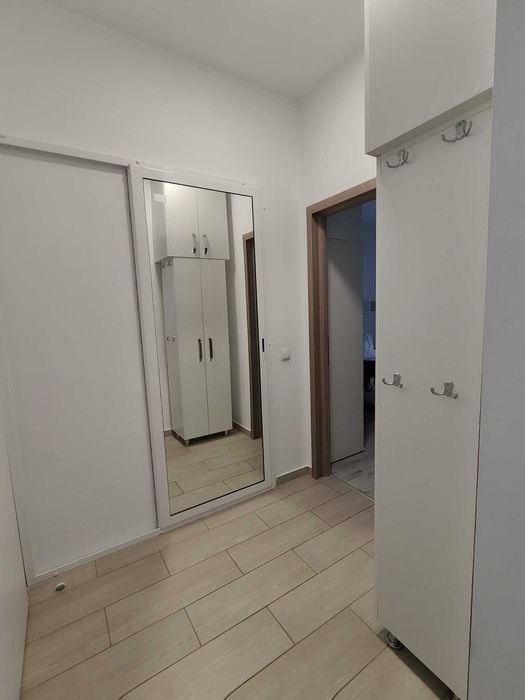 Apartament modernă cu balcon