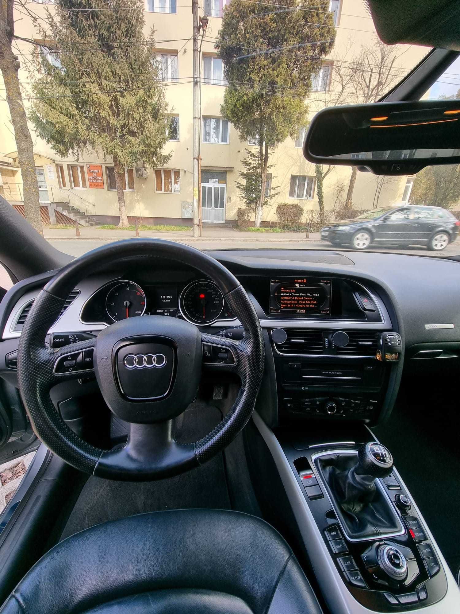 Audi A5 Coupe 2011