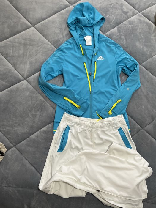 Trening dama,super frumos,fermoar pe picior