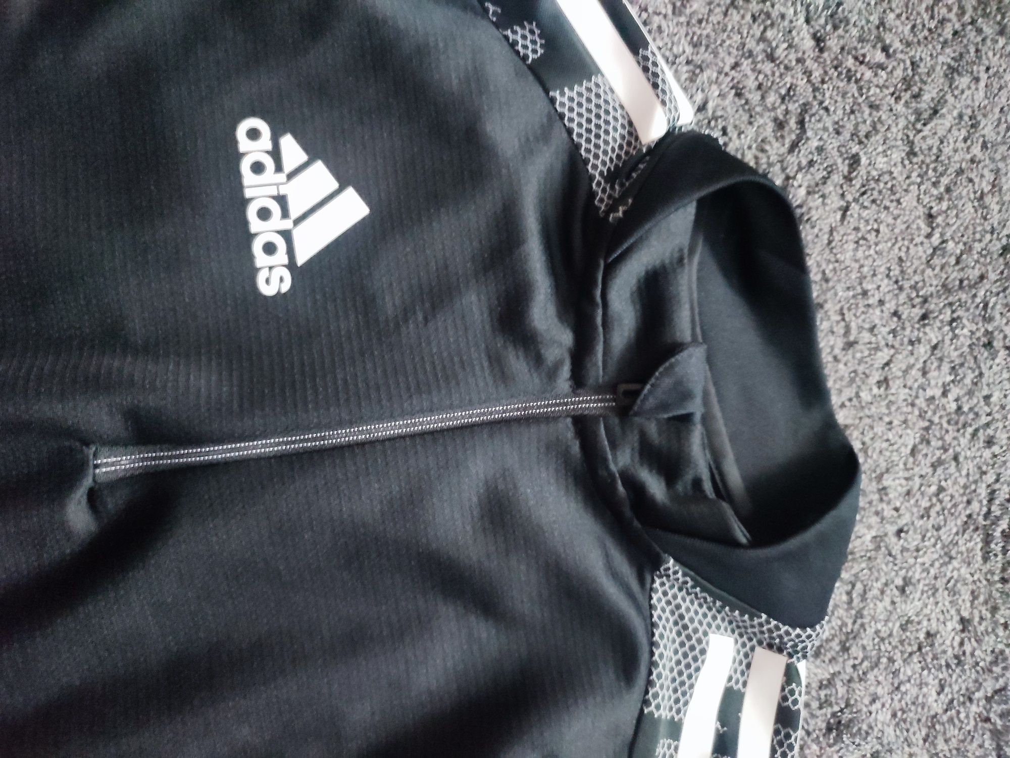 Горнище Adidas .