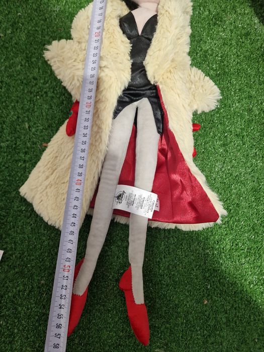 Кукла Disney, Круела от 101 Далматинци